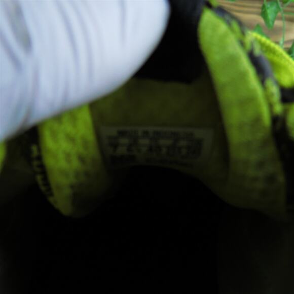 adidas Men's vigor bounce Sneaker Yellow Synthetic Size 7 Medium Used 2025 - Picture 5 of 7